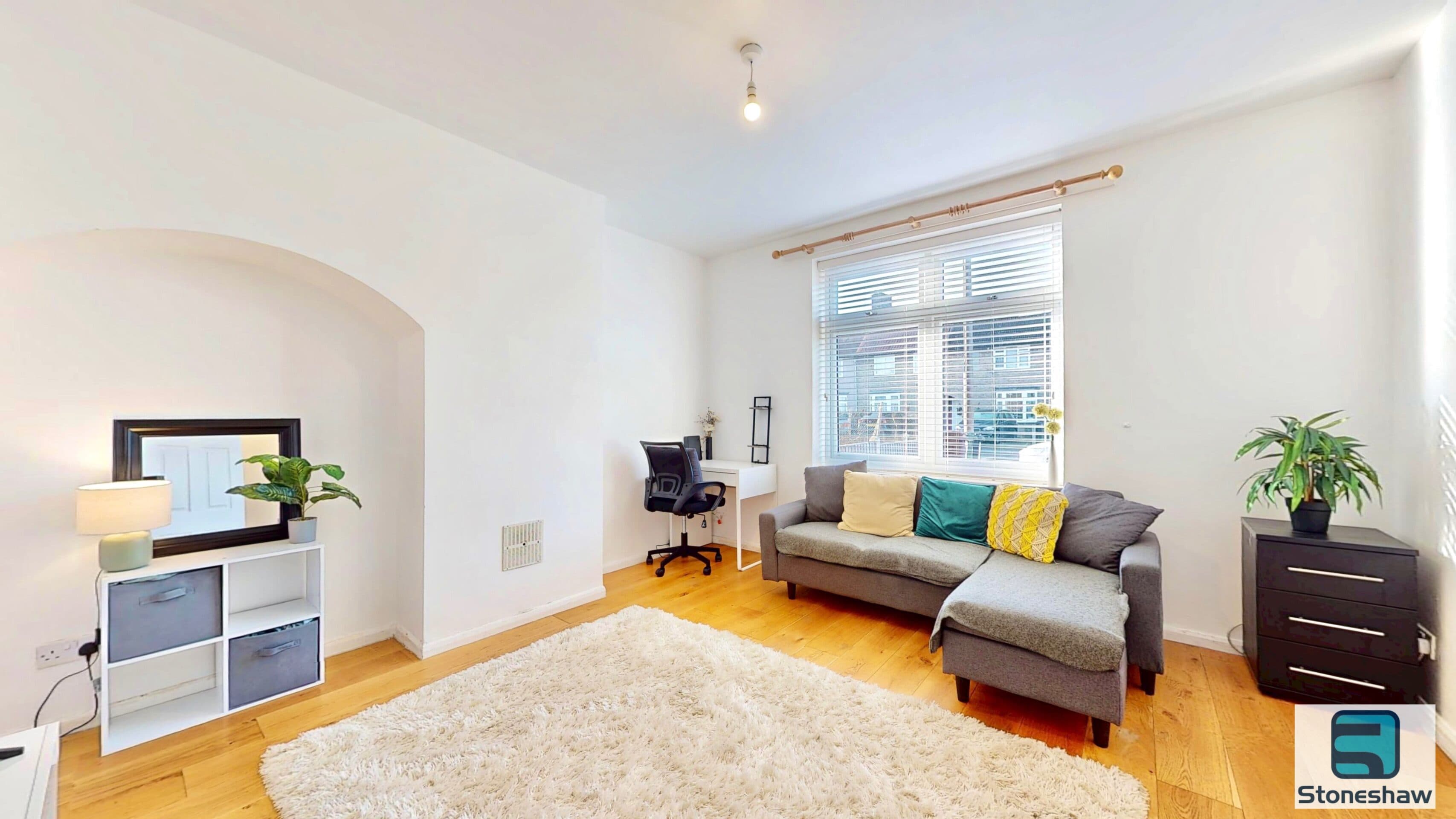 Hatfield Road, Dagenham, RM9