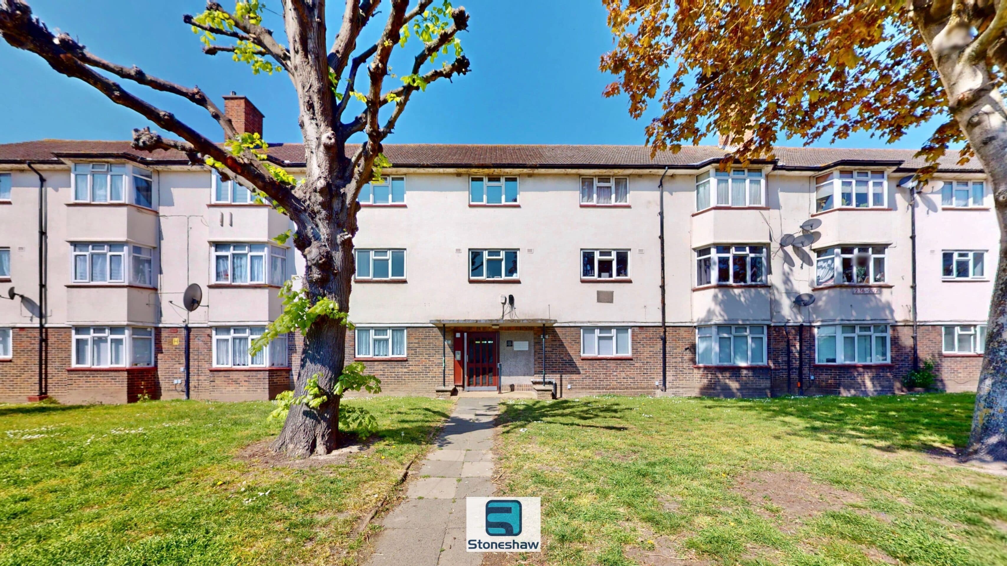 Dagenham Road, Romford, RM7