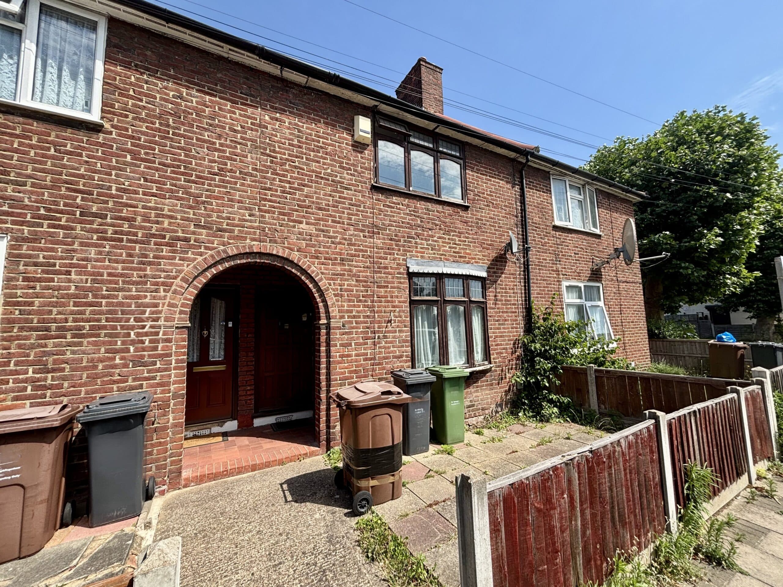 Hedgemans Road, Dagenham, RM9