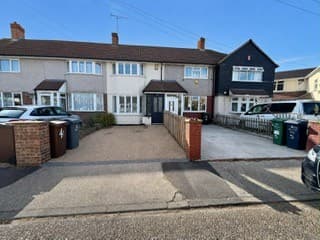 Edgehill Gardens, Dagenham, RM10